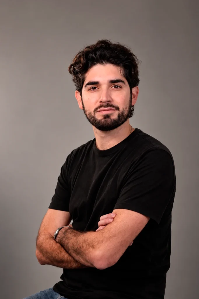 Retrato de Gerardo Garcia, arquitecto y fundador de GGAD